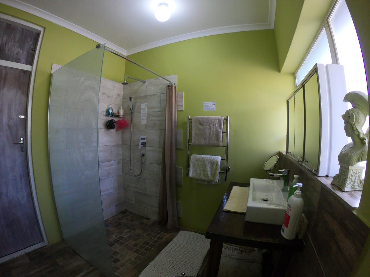 Bed and Breakfast Leo'S Den Fish Hoek Esterno foto