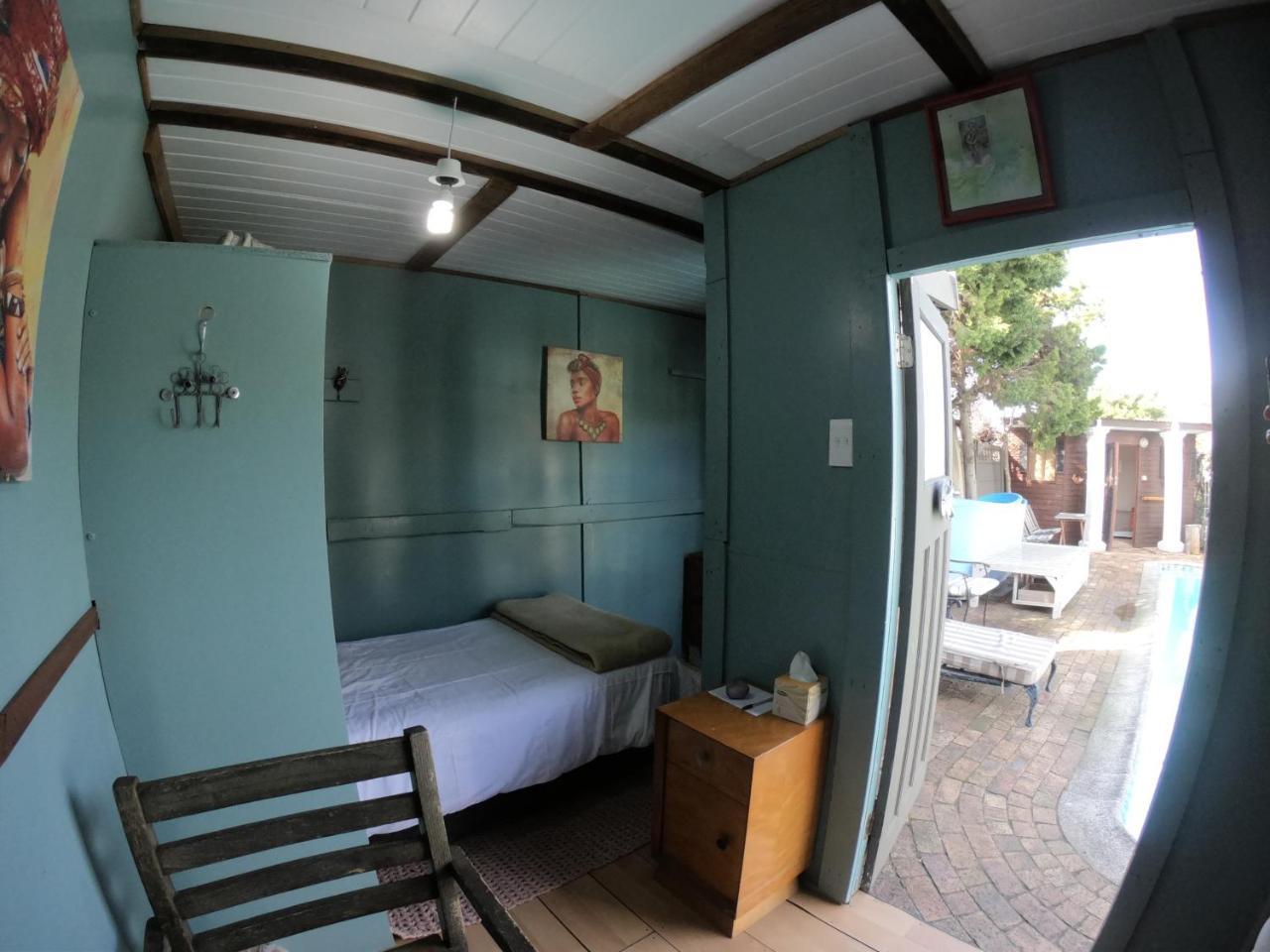Bed and Breakfast Leo'S Den Fish Hoek Esterno foto